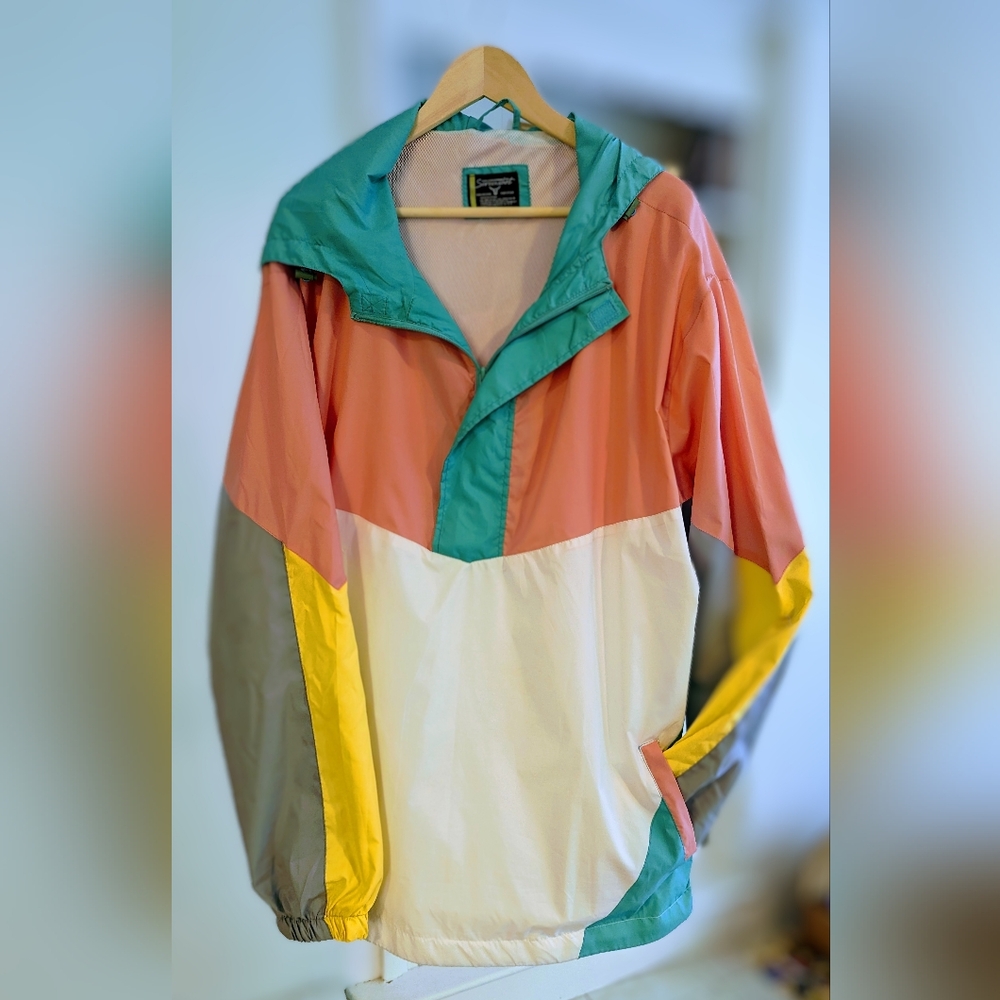 Screenshot mens color block windbreaker